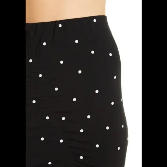 14th & Union Ruched Front Midi Skirt - Picture 3 of 7